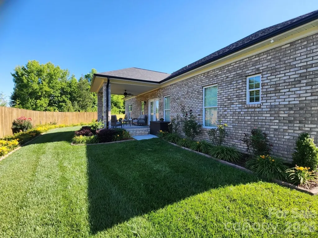 260 Lagoda Drive Locust NC 28097