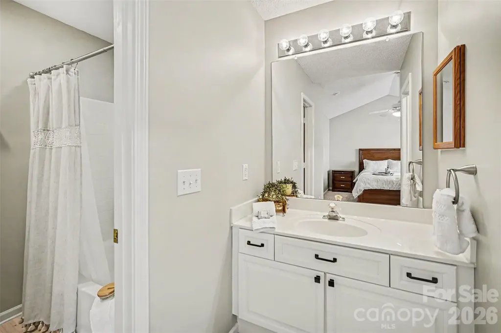 9725 Mattforest Circle Charlotte NC 28277