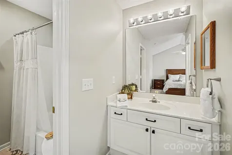 9725 Mattforest Circle Charlotte NC 28277