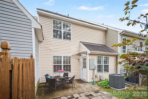 9725 Mattforest Circle Charlotte NC 28277
