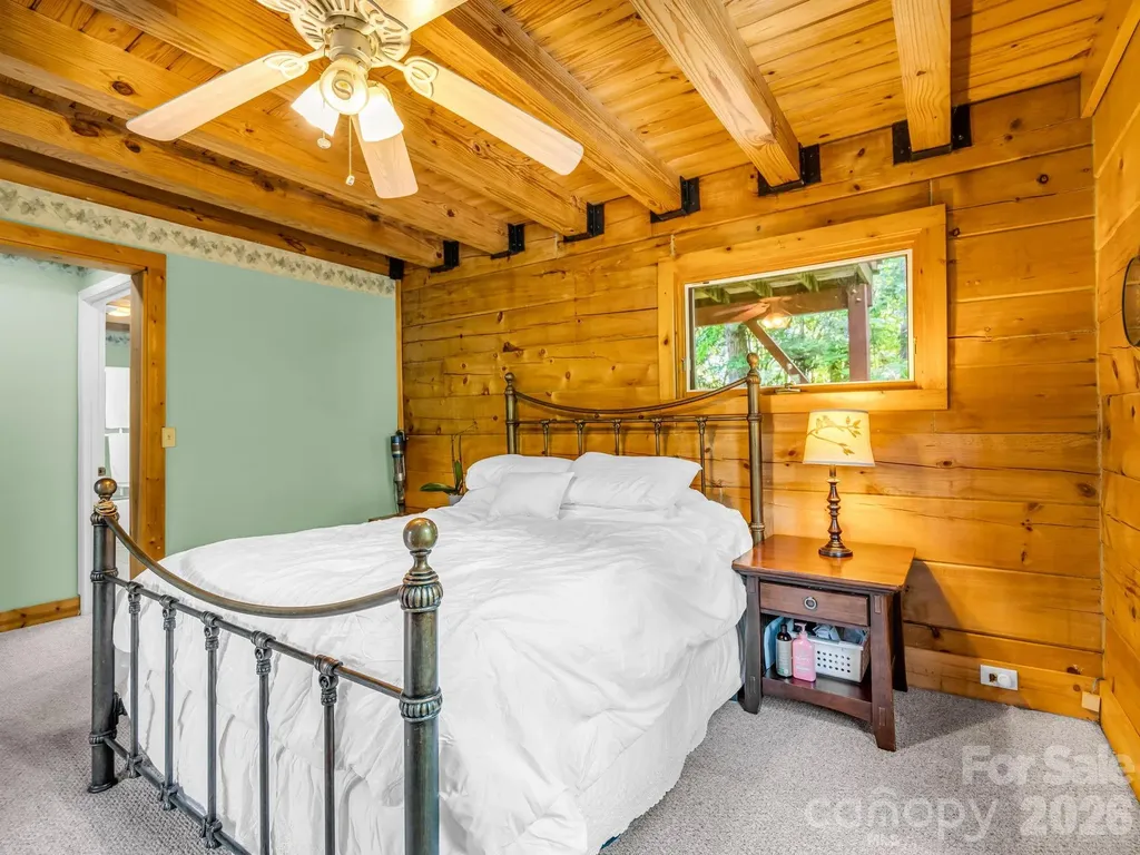 247 Woods Road Spruce Pine NC 28777