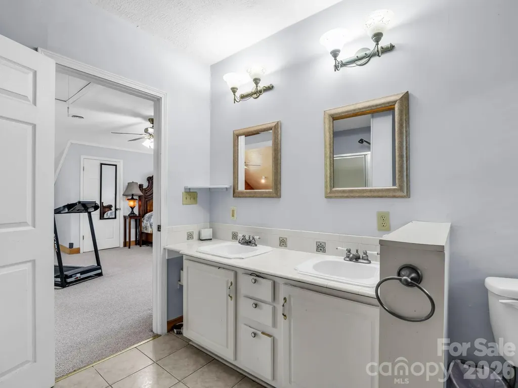 247 Woods Road Spruce Pine NC 28777