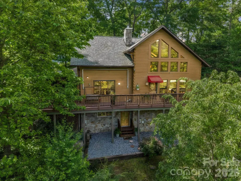 247 Woods Road Spruce Pine NC 28777