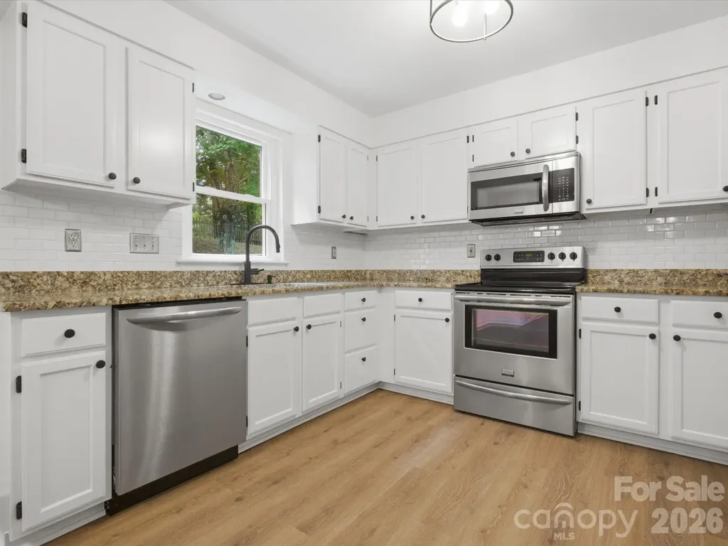 12332 Old Prairie Road Charlotte NC 28277