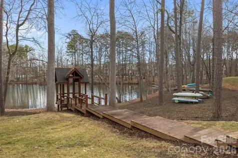 713 Northeast Drive Davidson NC 28036