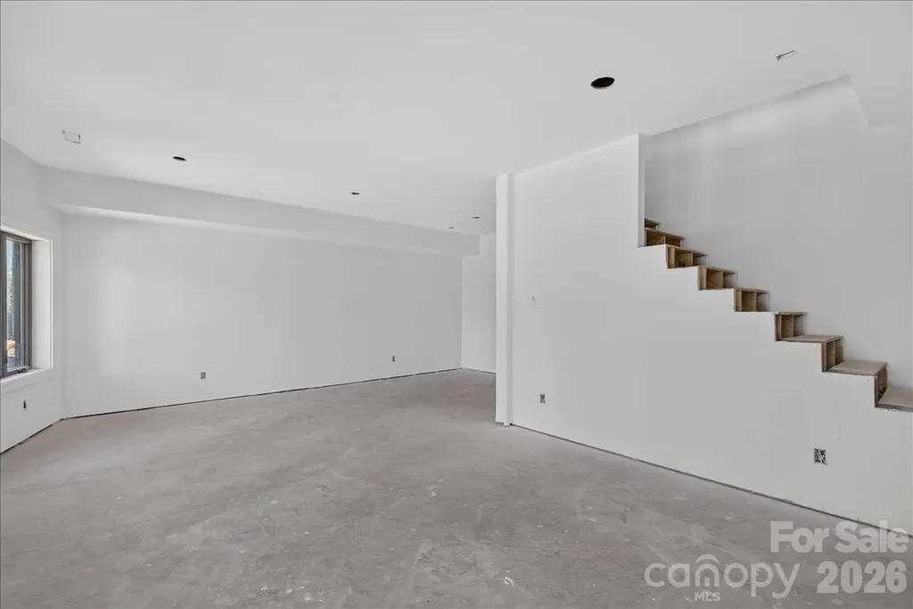 2199 Castle Peak Mountain Connelly Springs NC 28612