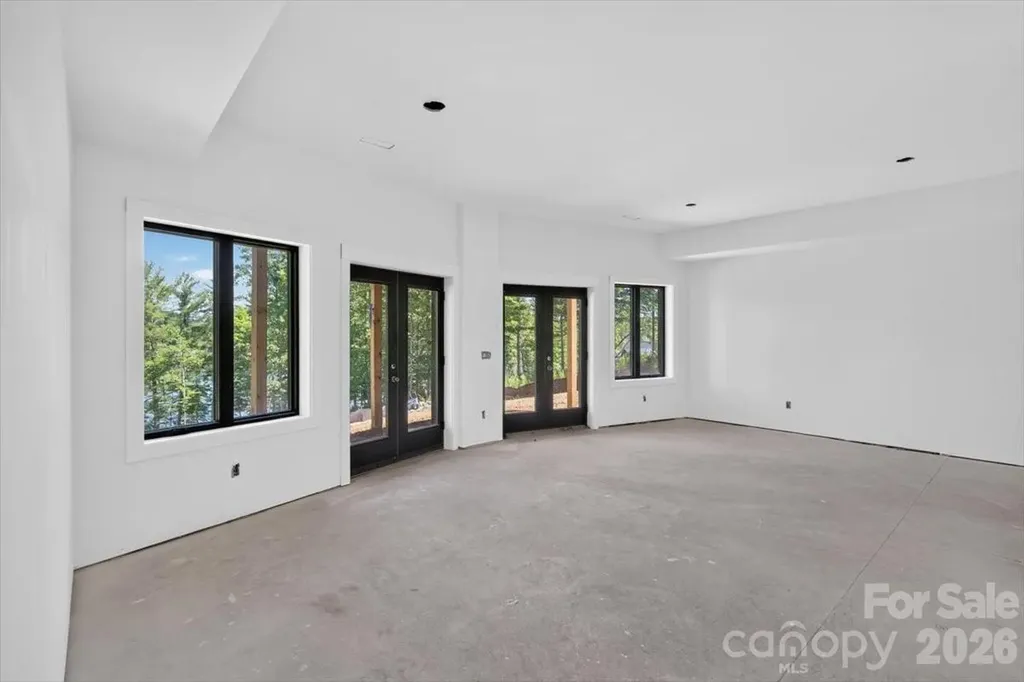 2199 Castle Peak Mountain Connelly Springs NC 28612