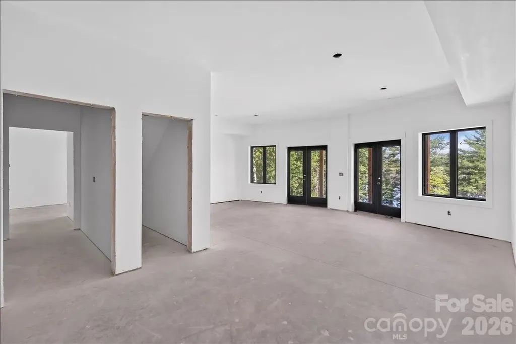 2199 Castle Peak Mountain Connelly Springs NC 28612