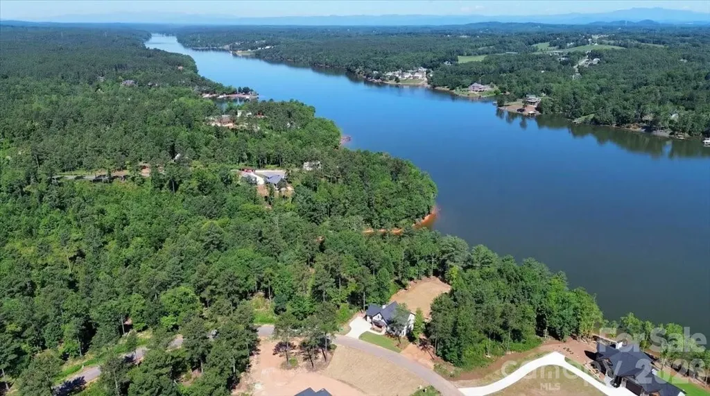 2199 Castle Peak Mountain Connelly Springs NC 28612