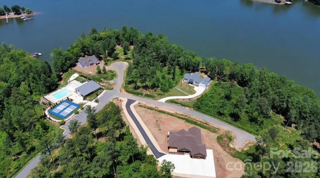 2199 Castle Peak Mountain Connelly Springs NC 28612