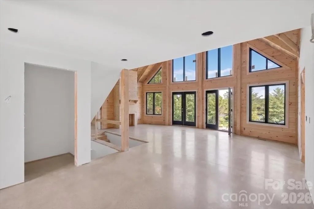 2199 Castle Peak Mountain Connelly Springs NC 28612