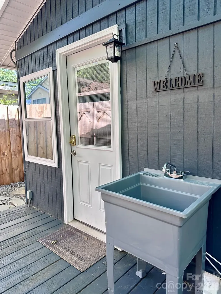 110 & 112 Laurel Ridge Mount Gilead NC 27306