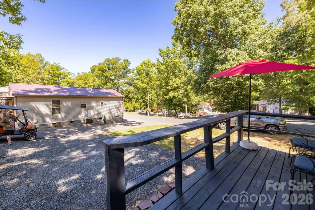110 & 112 Laurel Ridge Mount Gilead NC 27306