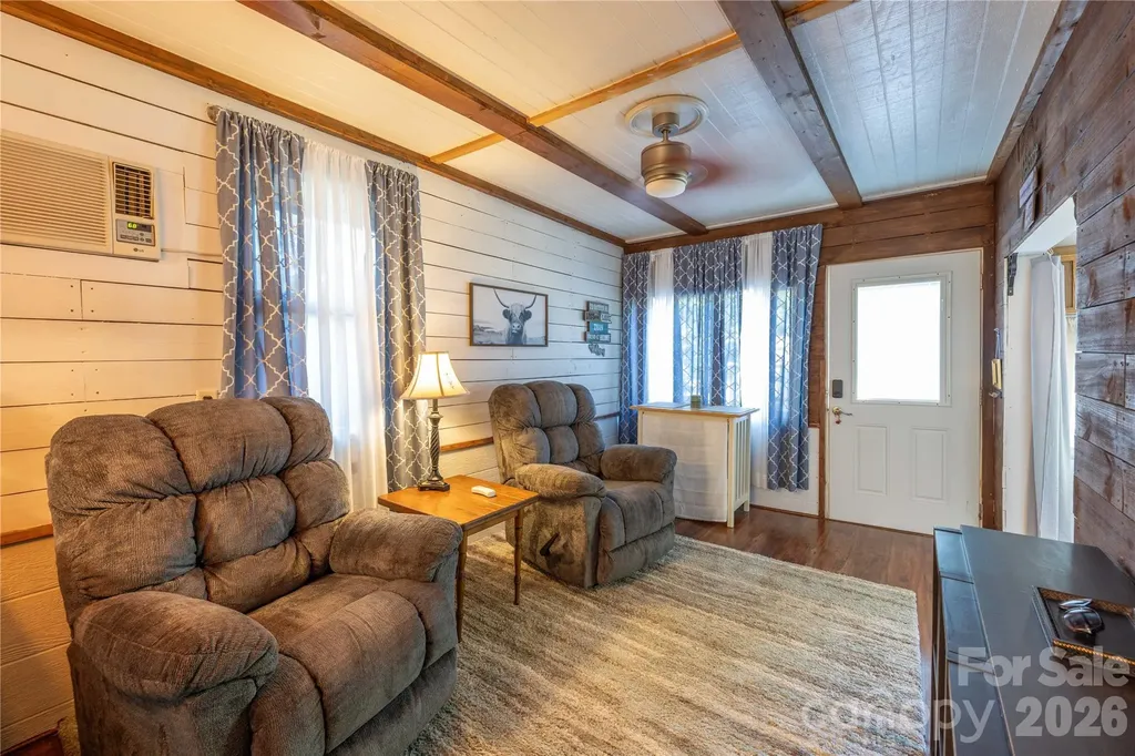 110 & 112 Laurel Ridge Mount Gilead NC 27306
