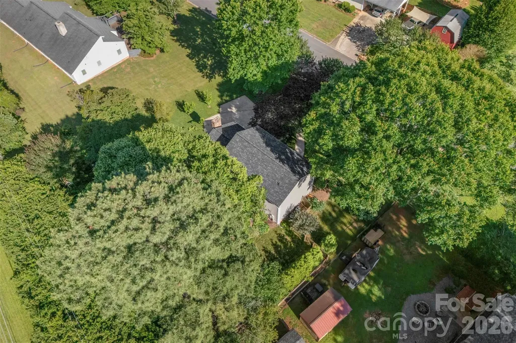 2106 Kings Drive Gastonia NC 28056