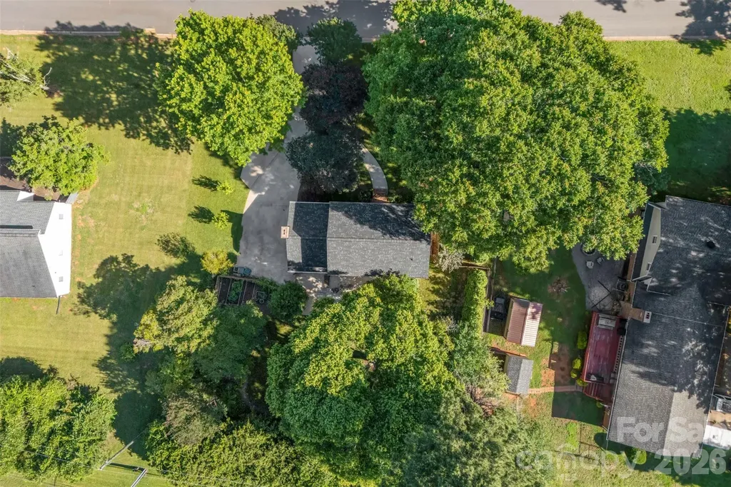 2106 Kings Drive Gastonia NC 28056
