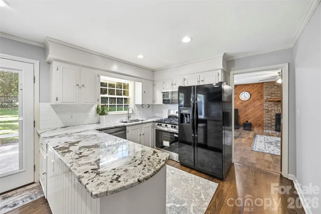 2106 Kings Drive Gastonia NC 28056