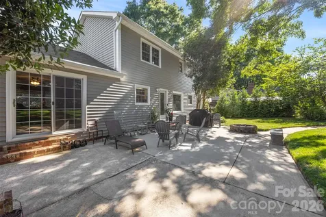 2106 Kings Drive Gastonia NC 28056