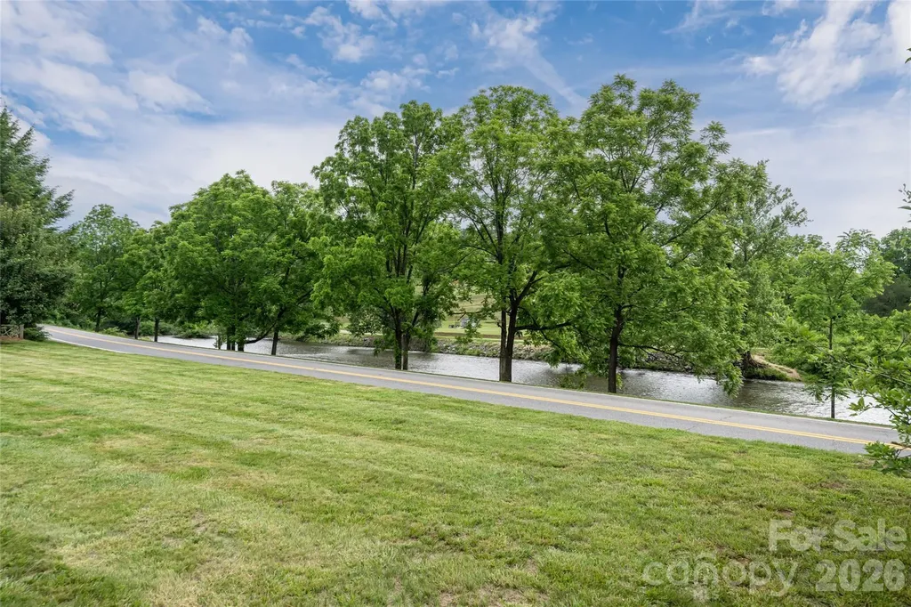 980 S River Road Sylva NC 28779