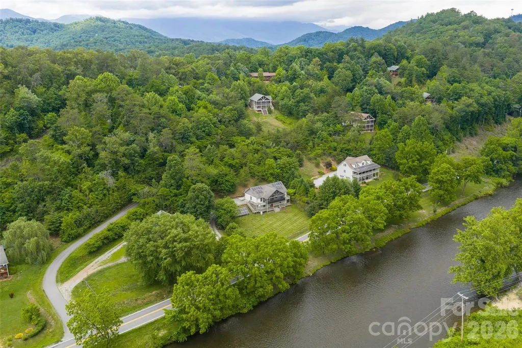 980 S River Road Sylva NC 28779