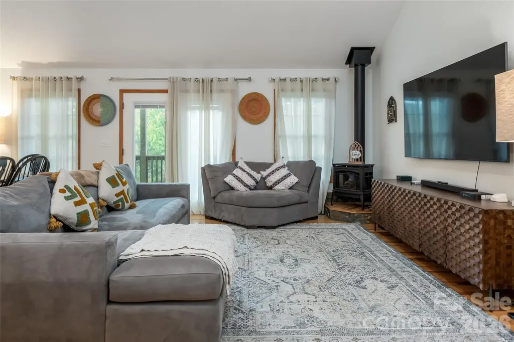 980 S River Road Sylva NC 28779