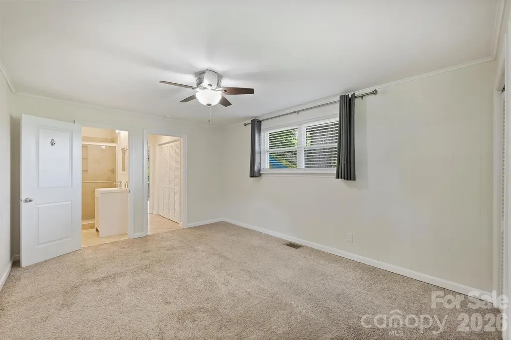 4824 Gilmore Drive Charlotte NC 28209