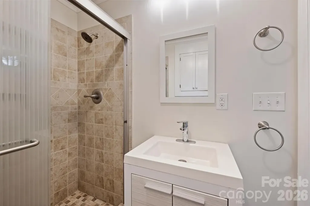 4824 Gilmore Drive Charlotte NC 28209