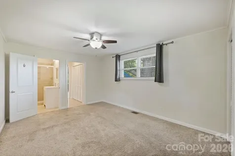 4824 Gilmore Drive Charlotte NC 28209