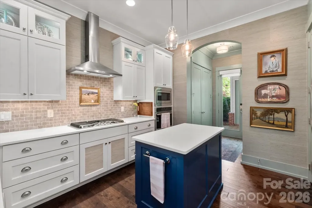 3702 Selwyn Avenue Charlotte NC 28209