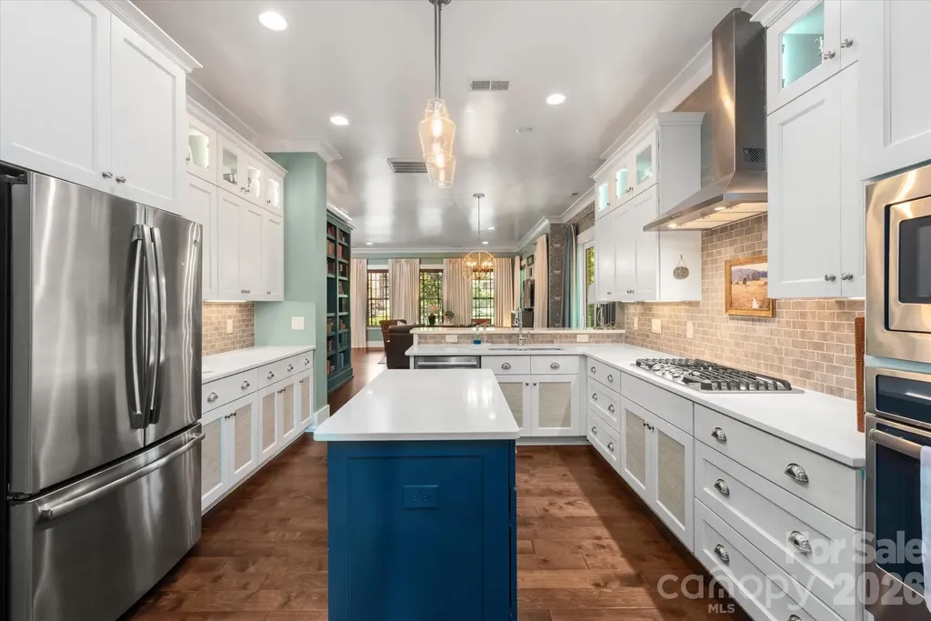 3702 Selwyn Avenue Charlotte NC 28209