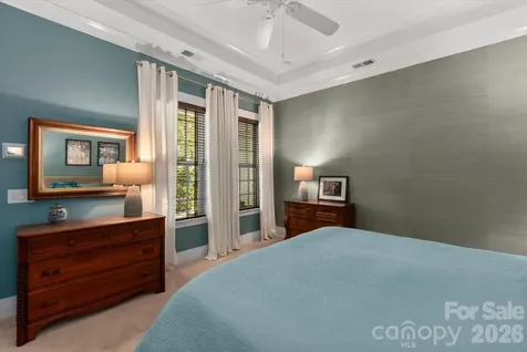 3702 Selwyn Avenue Charlotte NC 28209