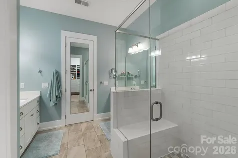3702 Selwyn Avenue Charlotte NC 28209