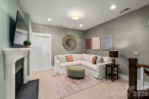 3702 Selwyn Avenue Charlotte NC 28209