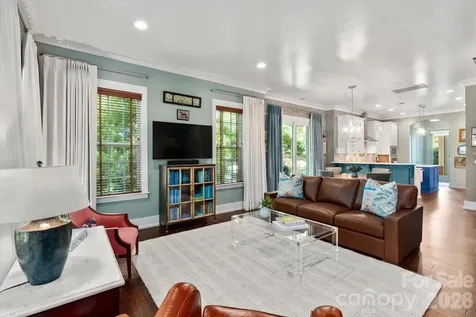 3702 Selwyn Avenue Charlotte NC 28209