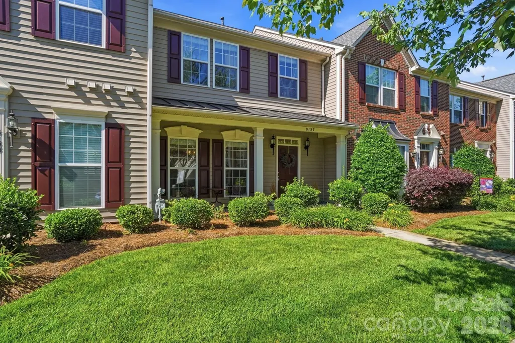 Huntersville NC, 8157 Bridgegate Drive