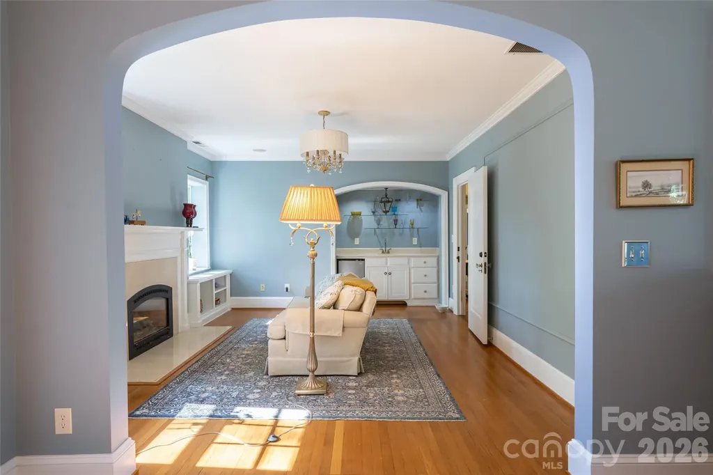334 Vanderbilt Road Biltmore Forest NC 28803