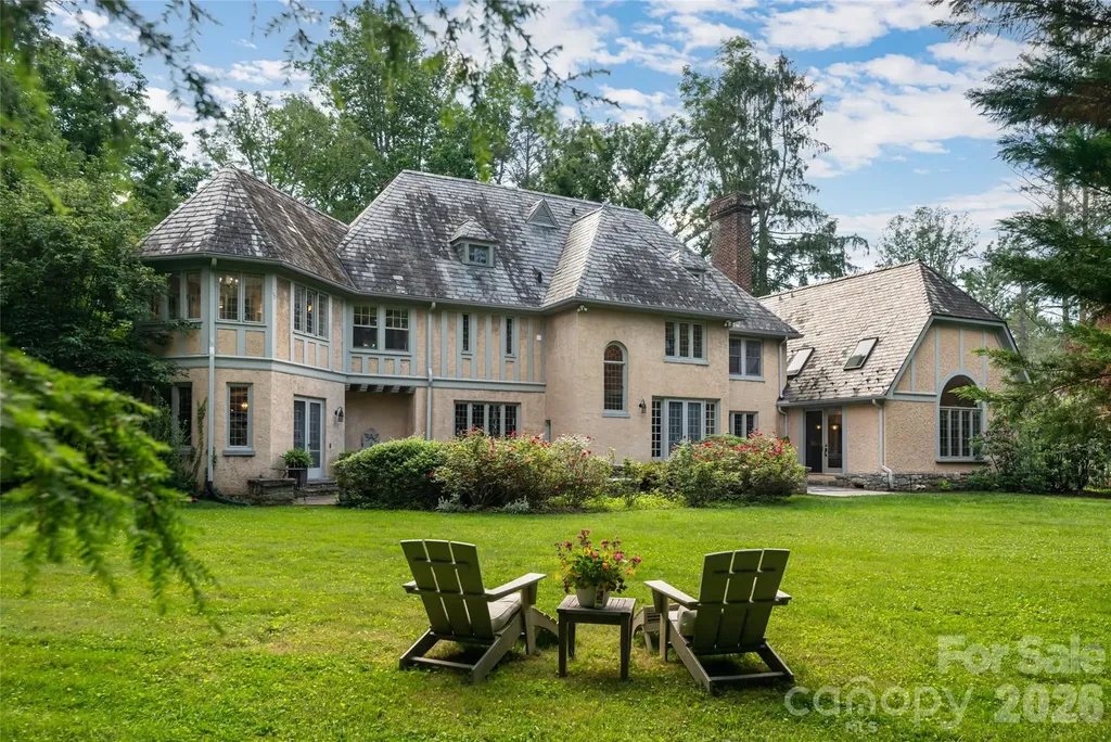 334 Vanderbilt Road Biltmore Forest NC 28803