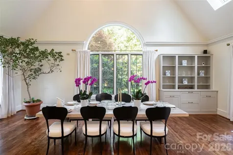334 Vanderbilt Road Biltmore Forest NC 28803