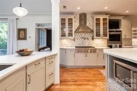 334 Vanderbilt Road Biltmore Forest NC 28803