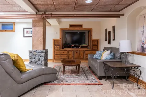 334 Vanderbilt Road Biltmore Forest NC 28803
