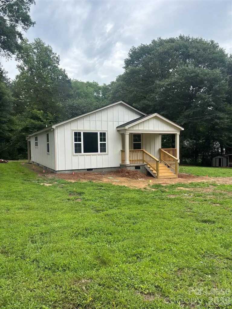 85 Highland Avenue SW Concord NC 28027