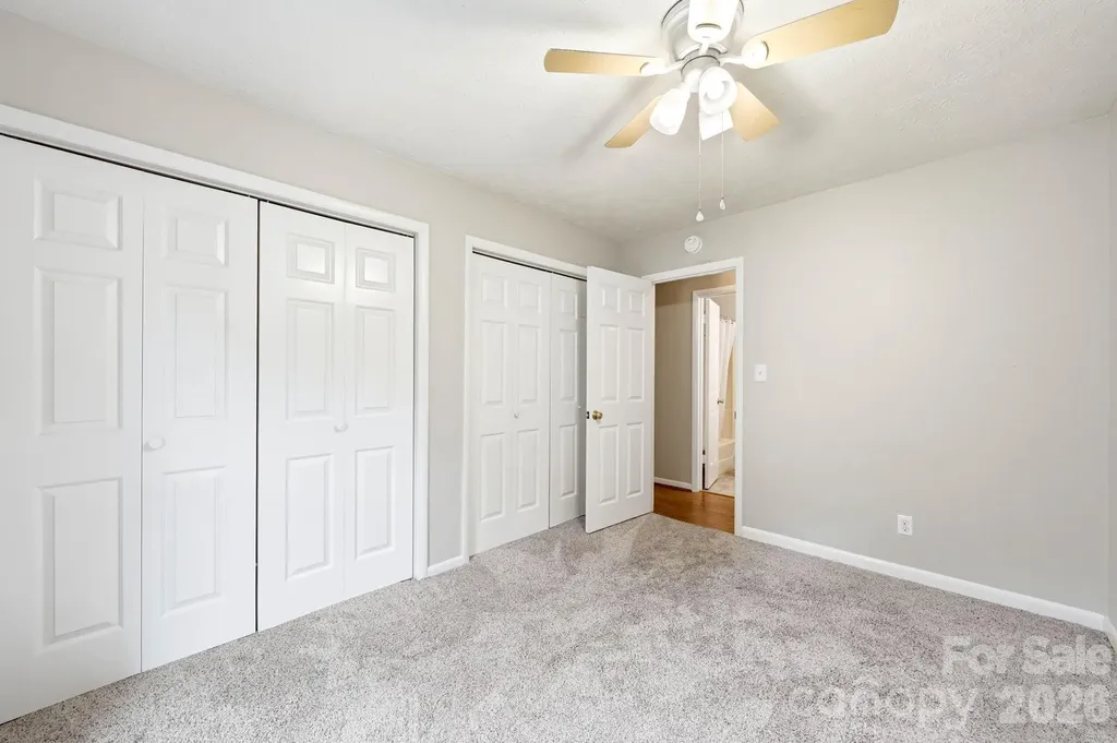 337 Woody Lane Asheville NC 28804