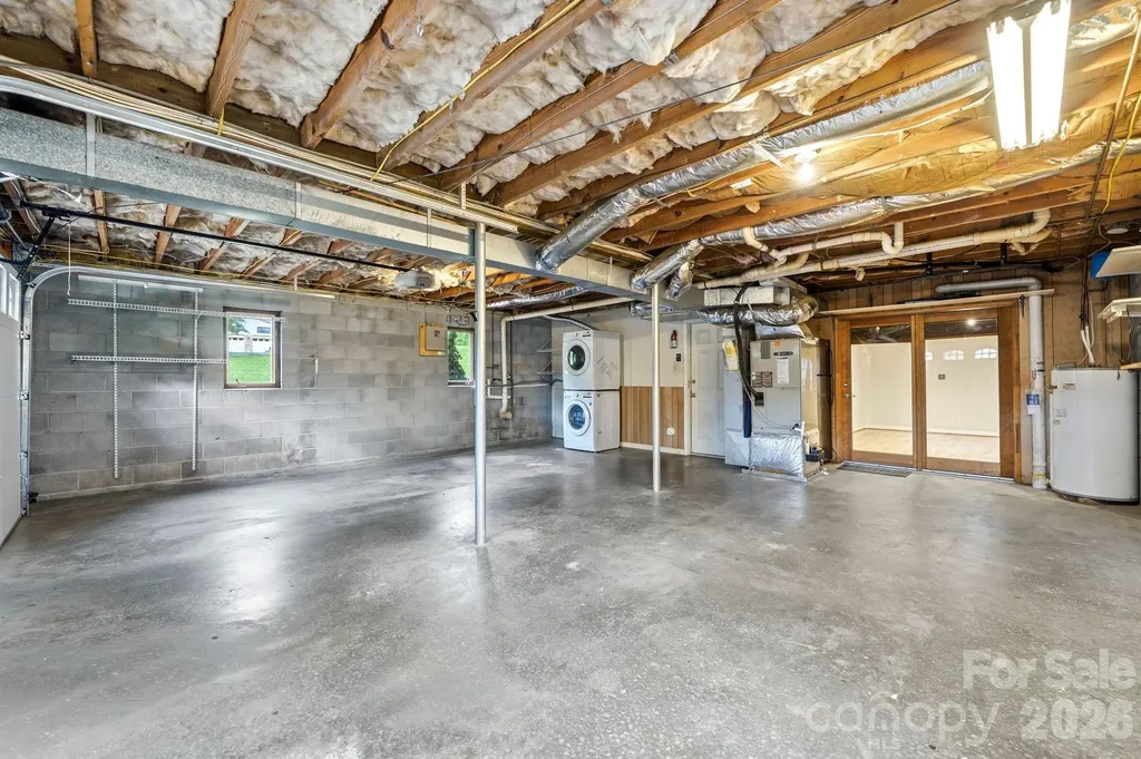 337 Woody Lane Asheville NC 28804