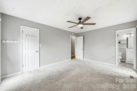 337 Woody Lane Asheville NC 28804
