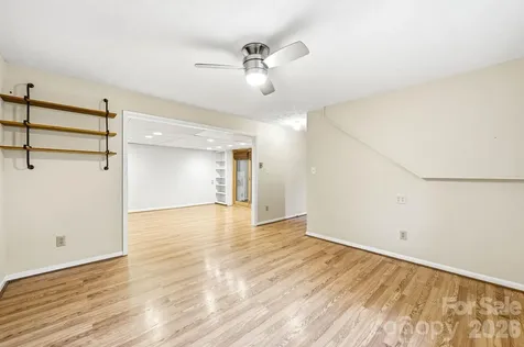 337 Woody Lane Asheville NC 28804