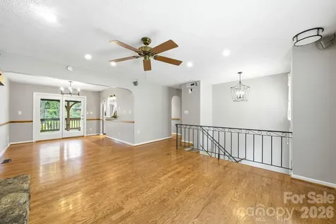 337 Woody Lane Asheville NC 28804