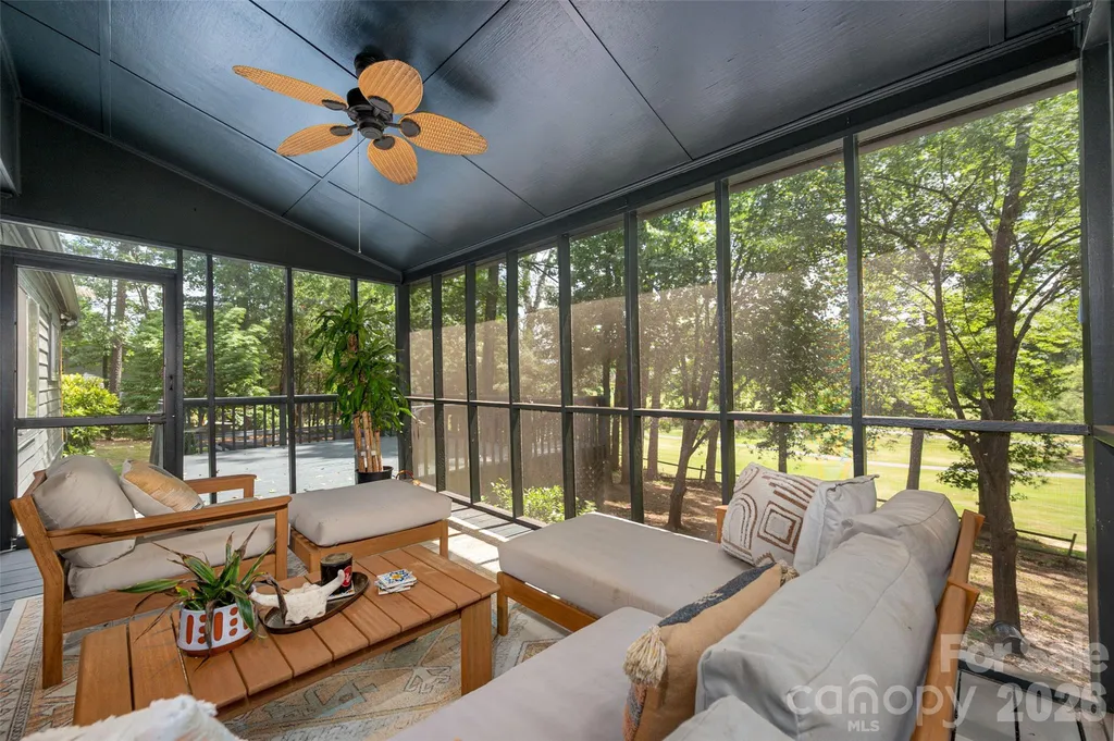 7917 Serendipity Lane Charlotte NC 28277