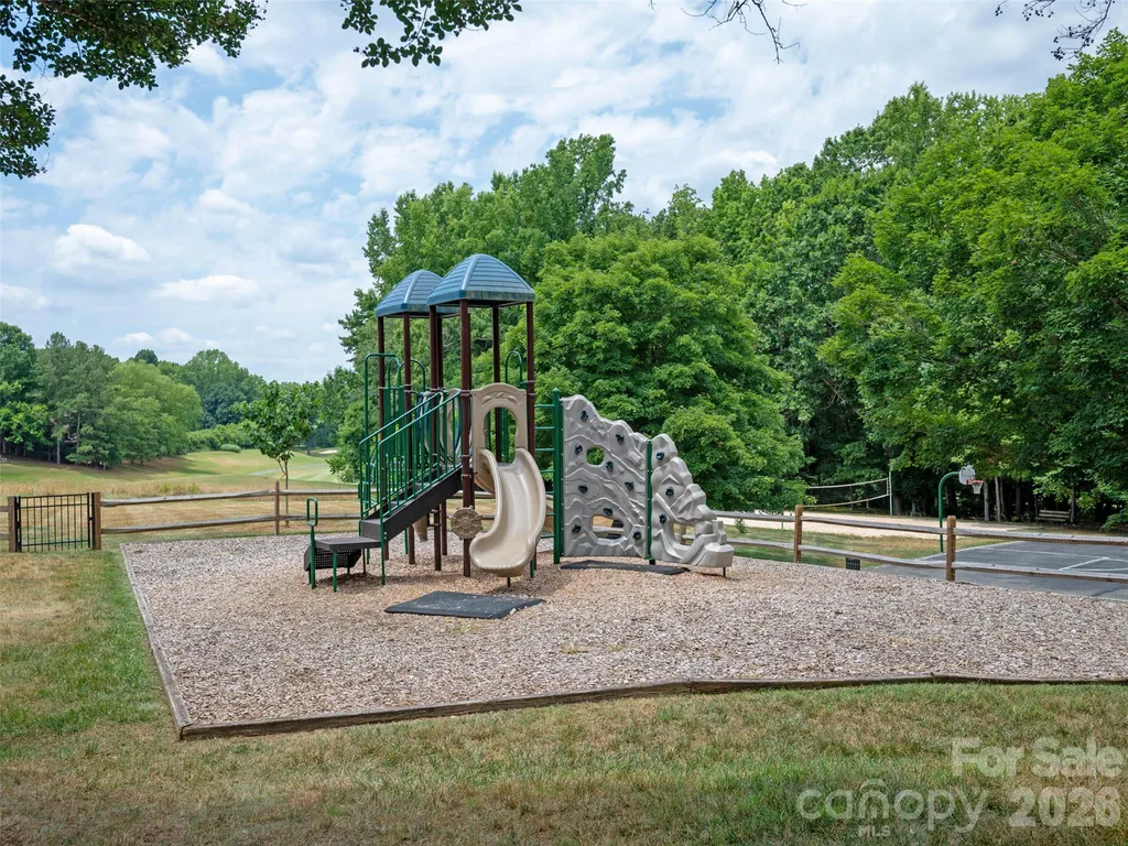 7917 Serendipity Lane Charlotte NC 28277