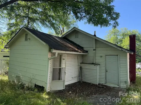 547 S Center Street Spartanburg SC 29301