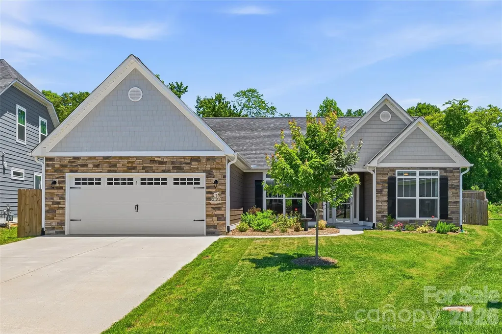 97 Spence Drive Hendersonville NC 28739
